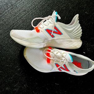 New balance roav womens sneakers size 10.5